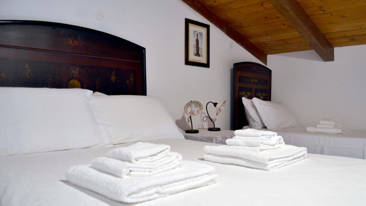 Italianway - Su Montiju Apartment Cheremule Bagian luar foto